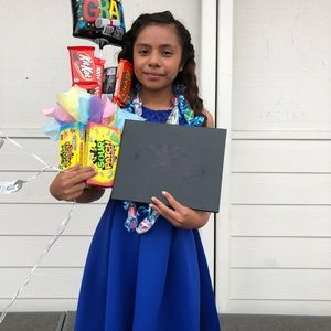 Meet your Posher, Mayra